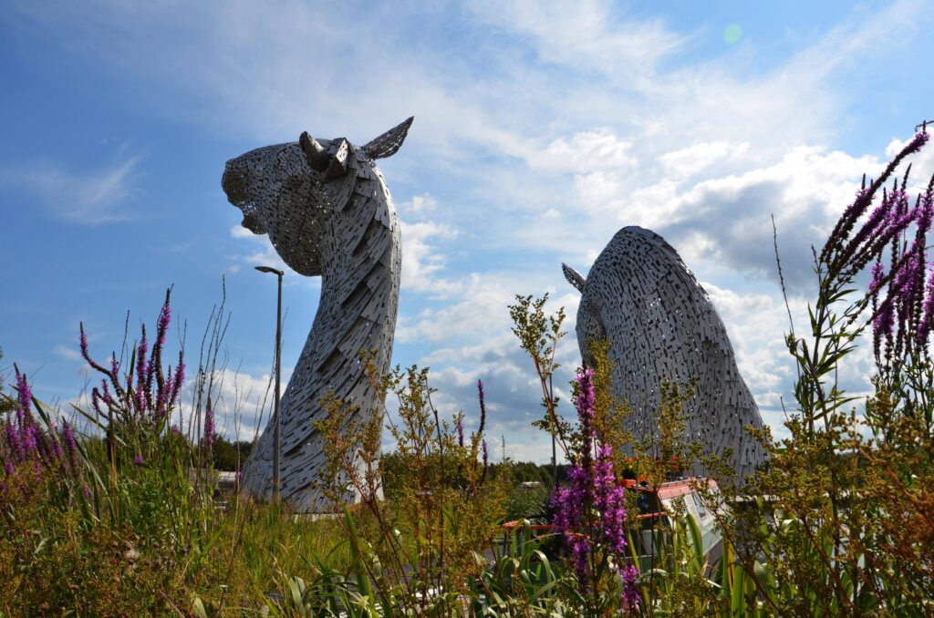 Kelpies, niesamowite rzeźby koni ze szkockiego Falkirk